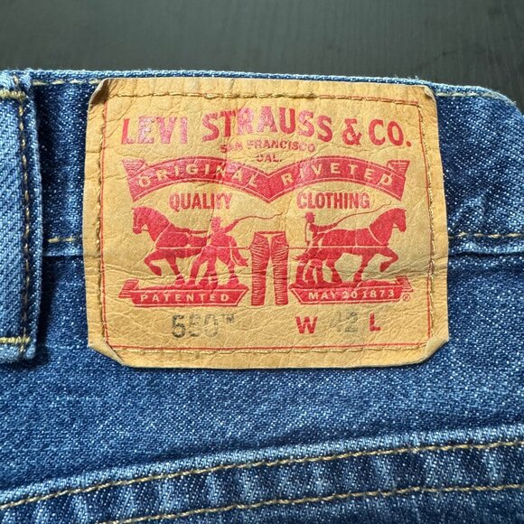 Levi's 550 Jean Shorts Men's 42 Medium Wash Relaxed Fit Denim Jorts - Picture 5 of 10